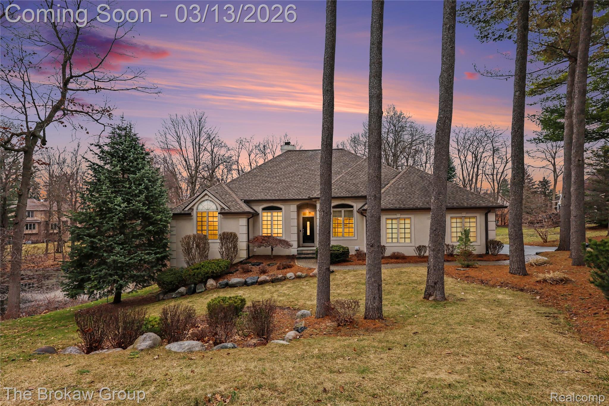 1672 Deer Path Trail