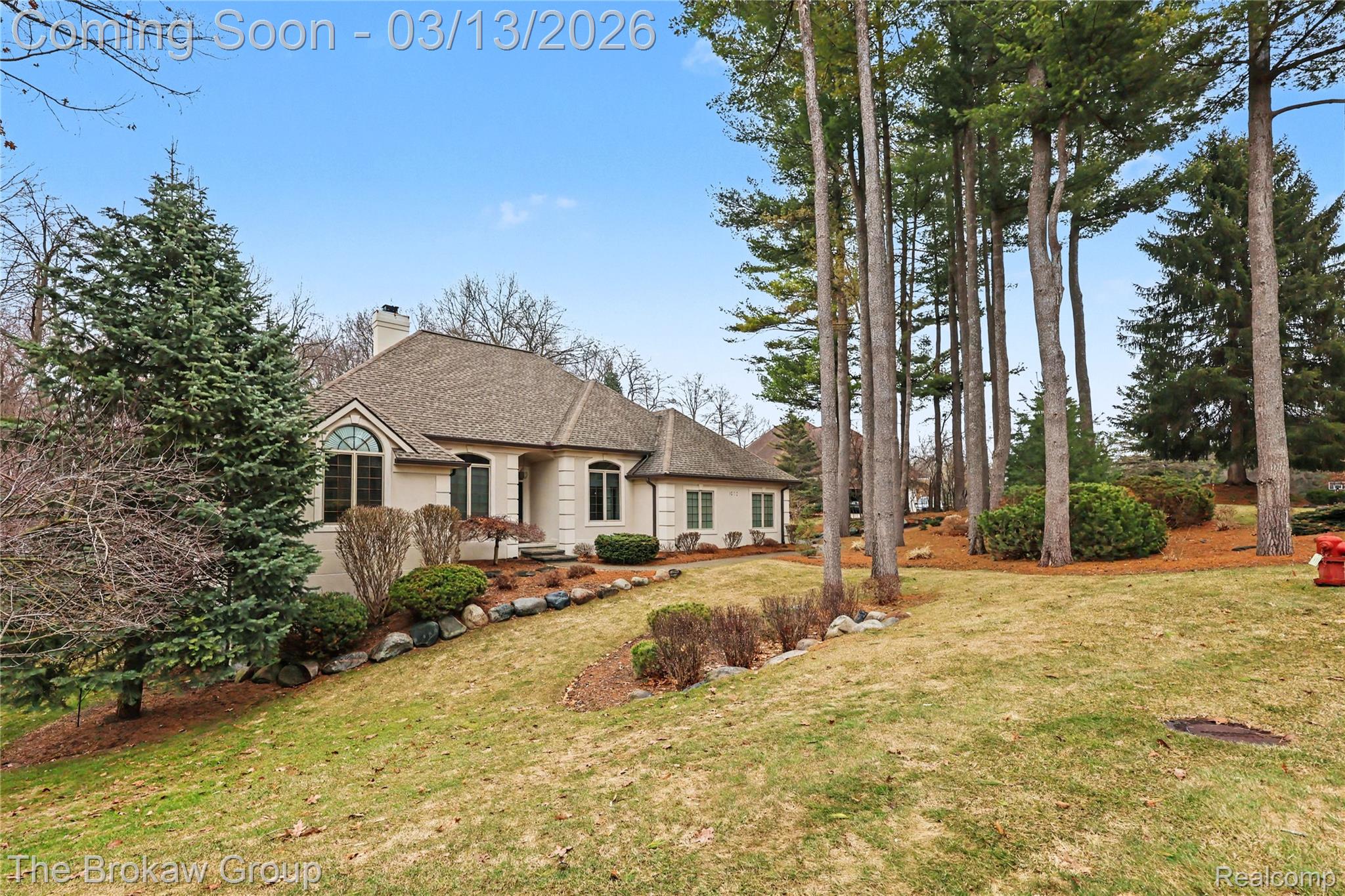 1672 Deer Path Trail