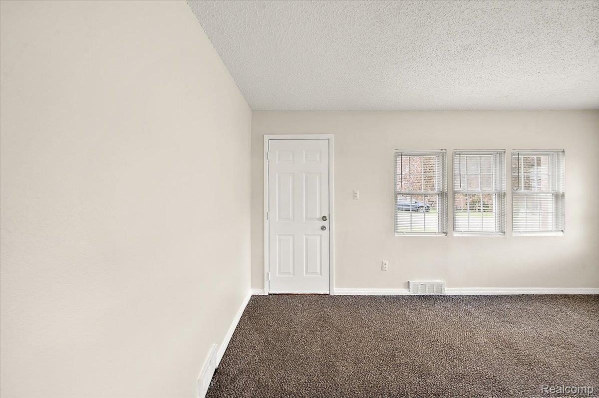 35711 ALFRED Street 8