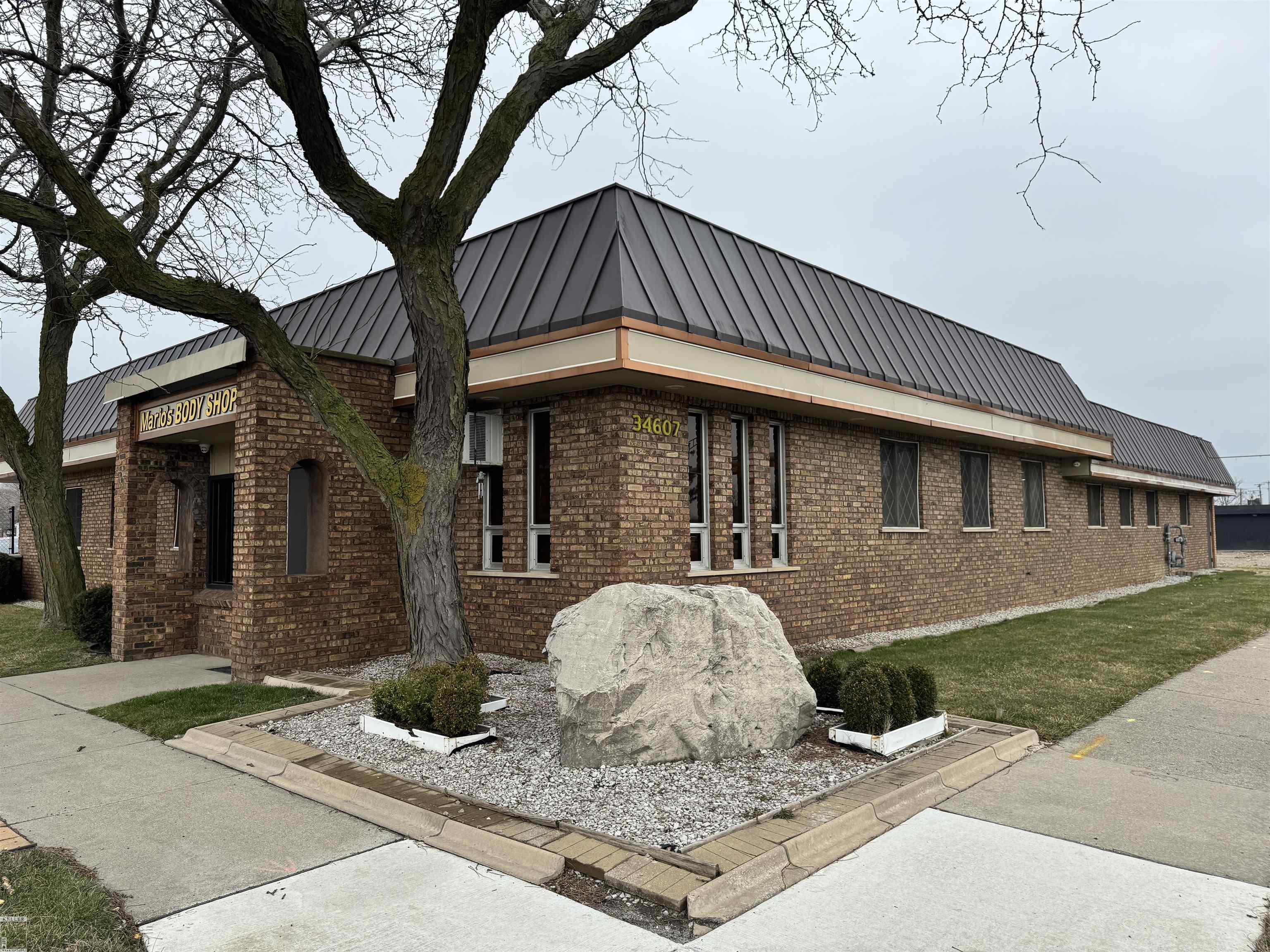 34607 S Gratiot Avenue