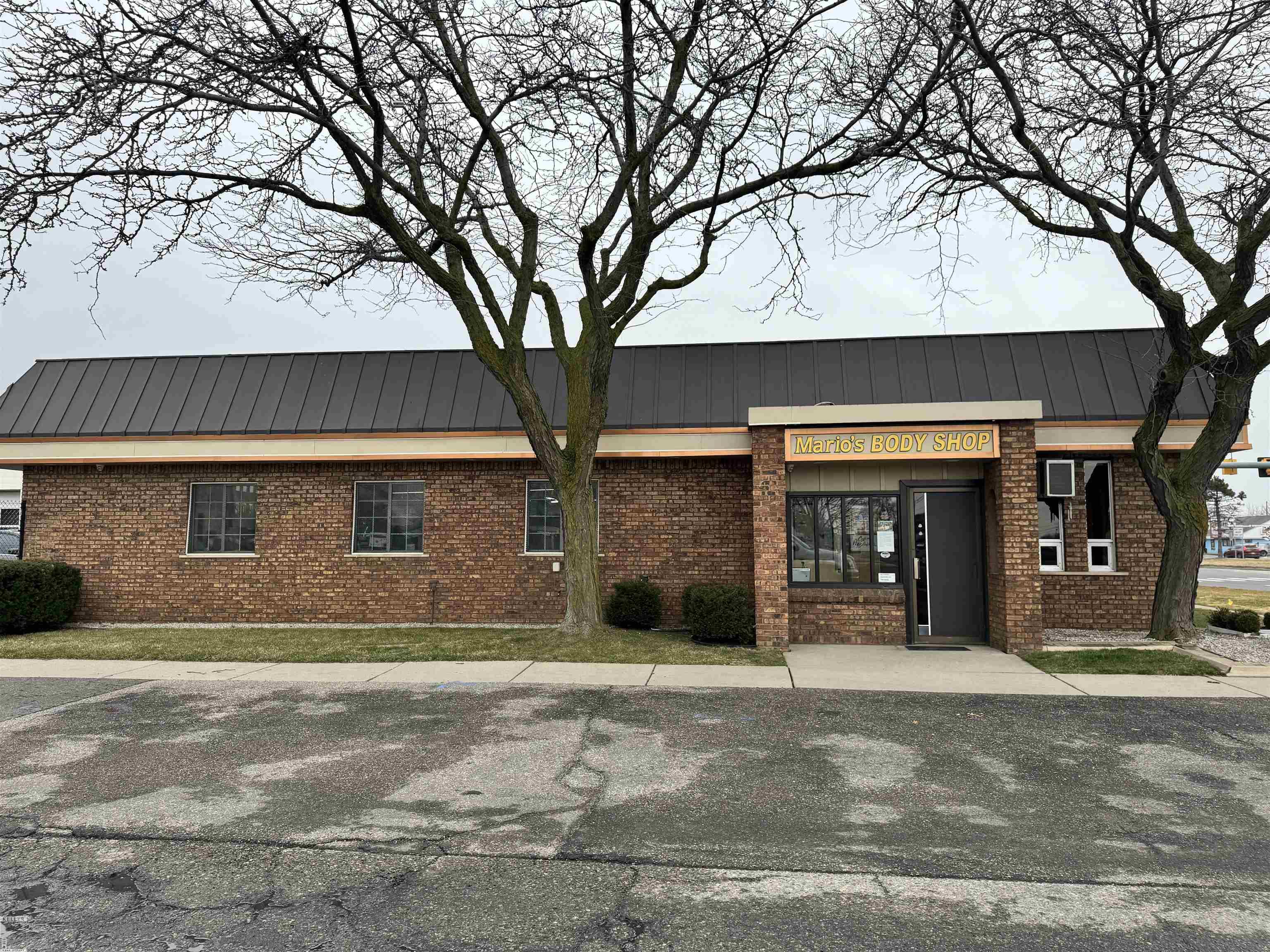 34607 S Gratiot Avenue