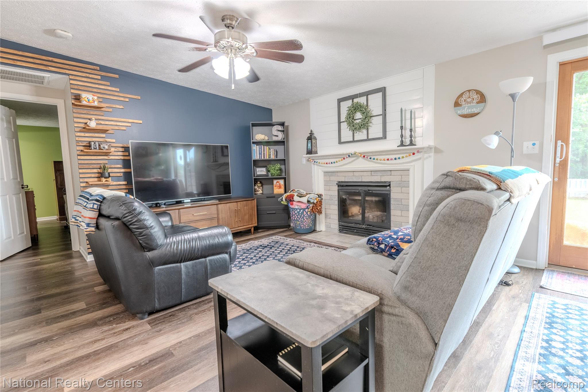 45933 Brookside North Drive