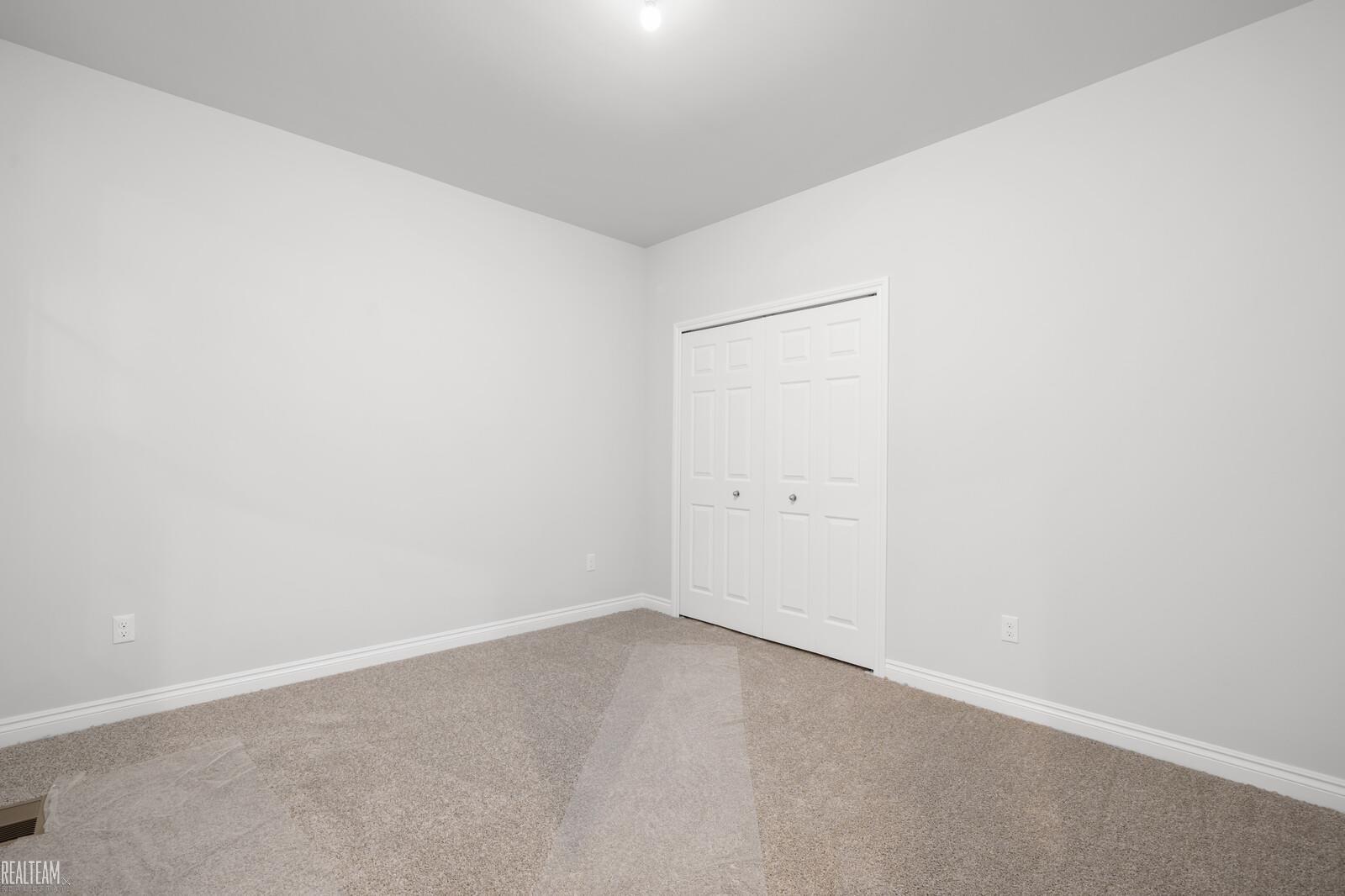 48832 Birmingham Drive