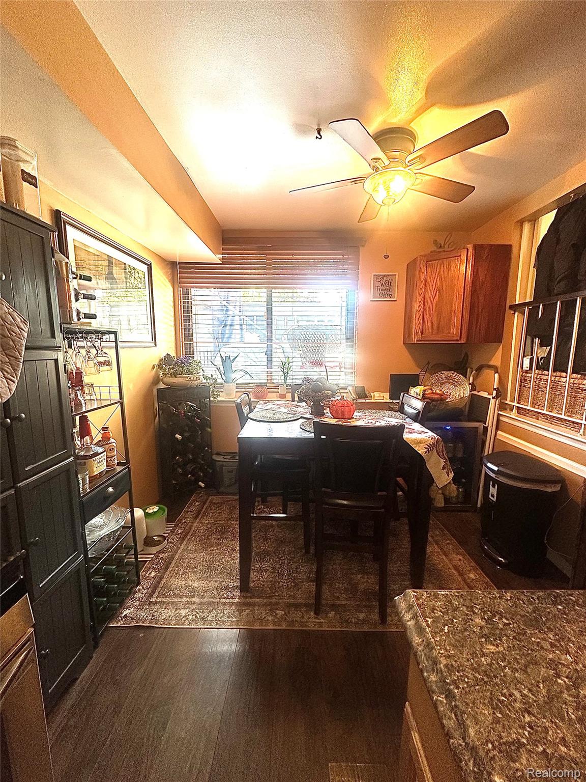 Taylor, Michigan 48180, United States, 2 Bedrooms Bedrooms, ,2 BathroomsBathrooms,Residential,Active,250334