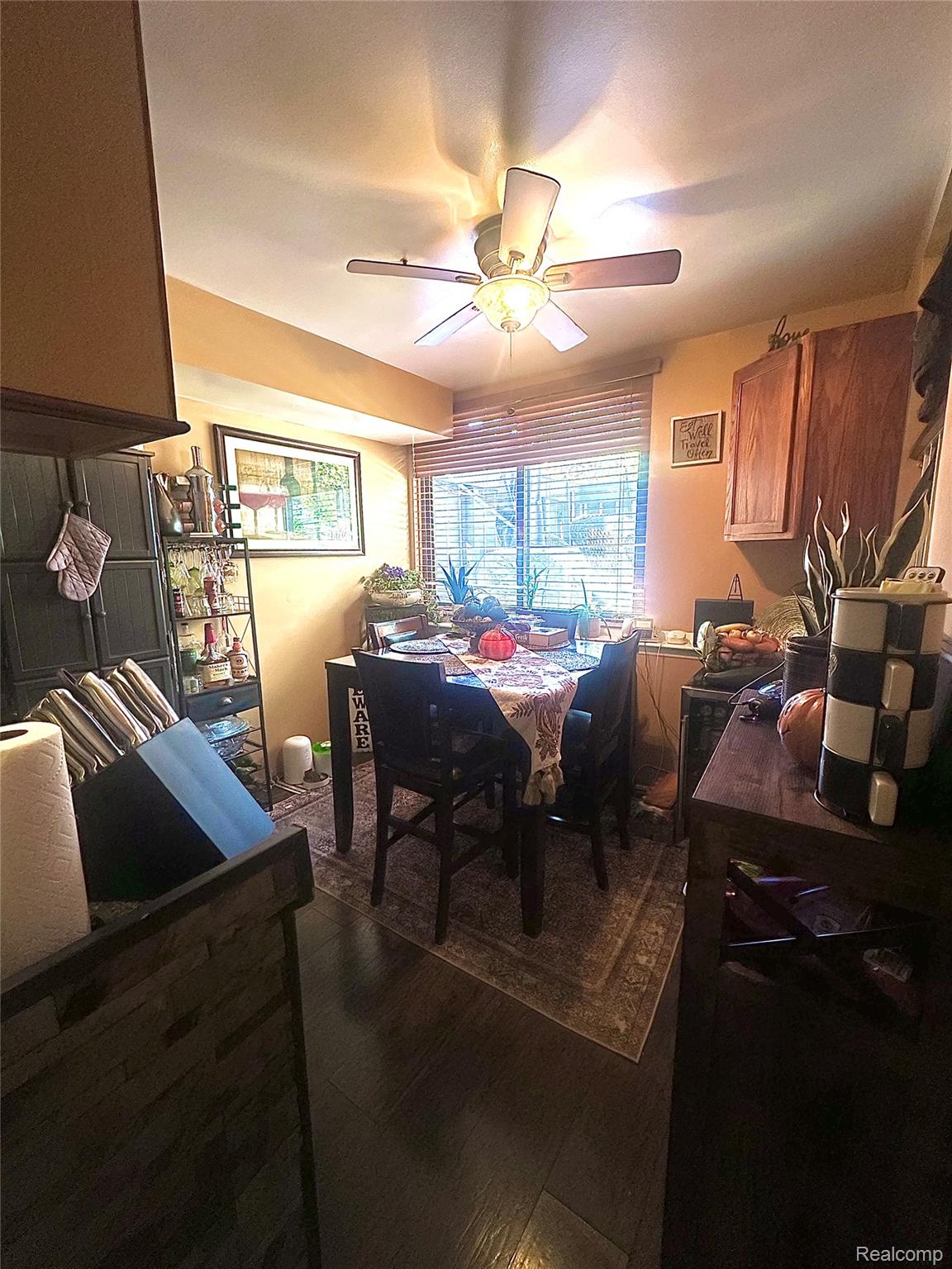 Taylor, Michigan 48180, United States, 2 Bedrooms Bedrooms, ,2 BathroomsBathrooms,Residential,Active,250334