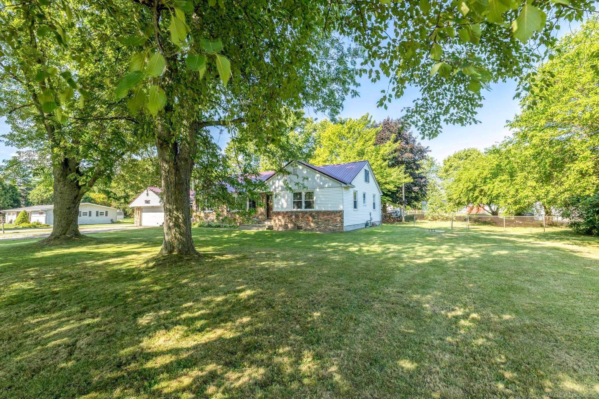 5920 Lakeshore Road