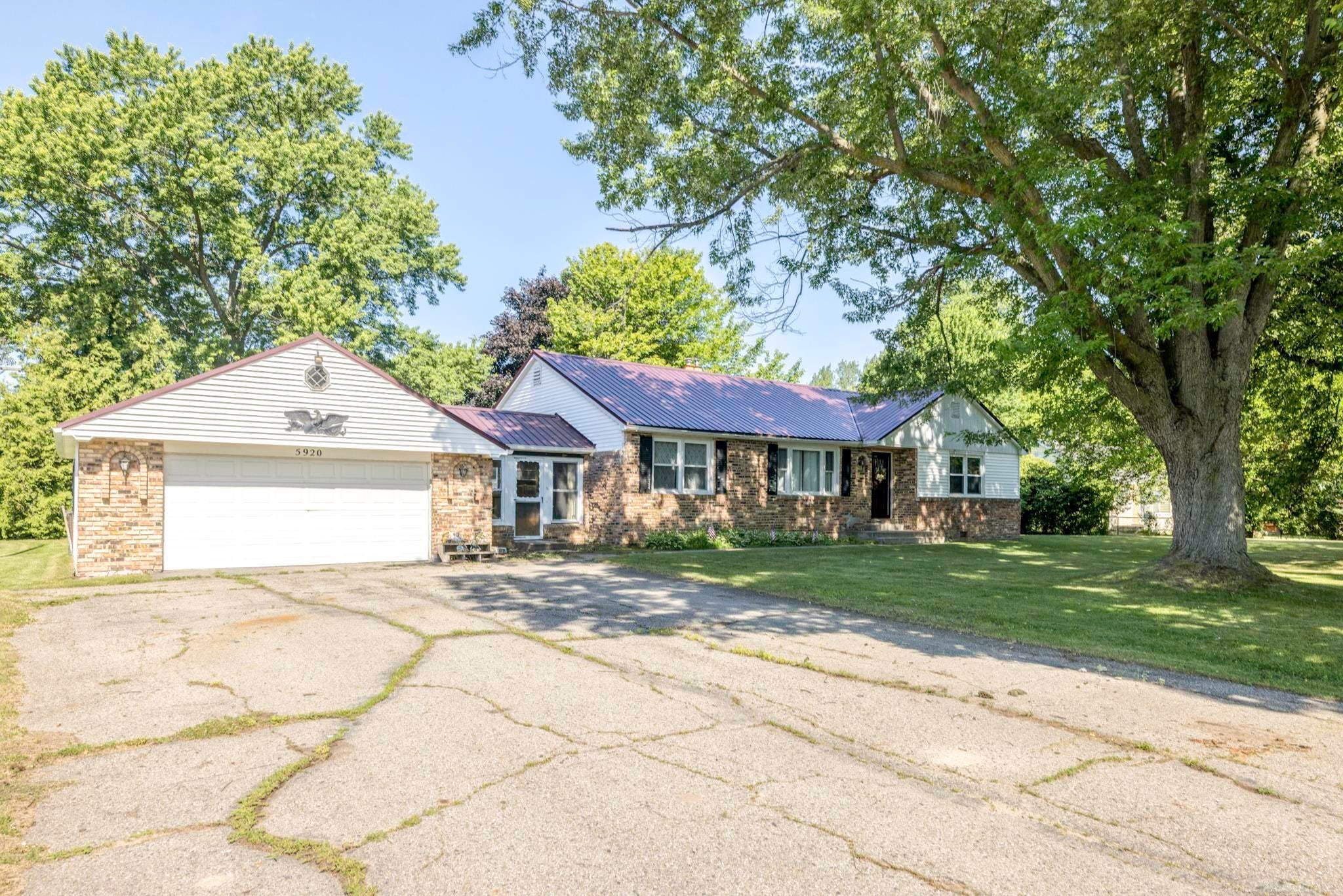 5920 Lakeshore Road