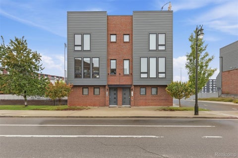 Photo for 2201 Trumbull Street
