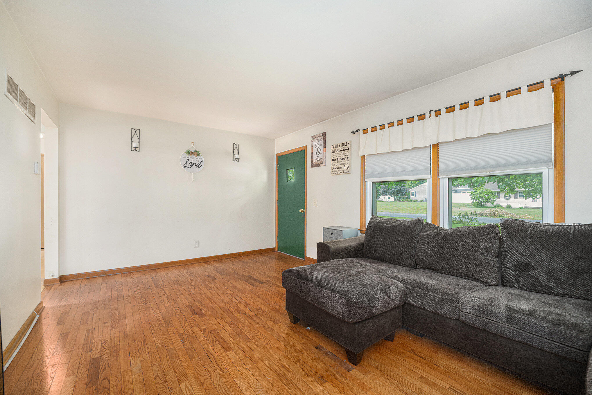 Kalamazoo Charter Township, Michigan 49006, United States, 3 Bedrooms Bedrooms, ,2 BathroomsBathrooms,Residential,Active,145188