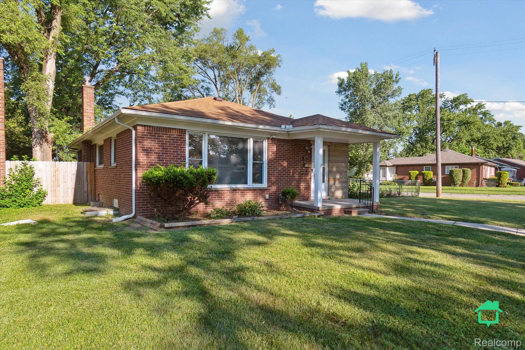 23161 Gardner Street