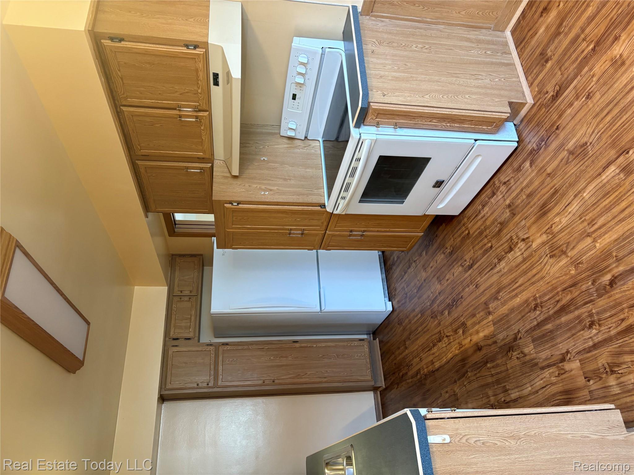 23020 Beverly Street