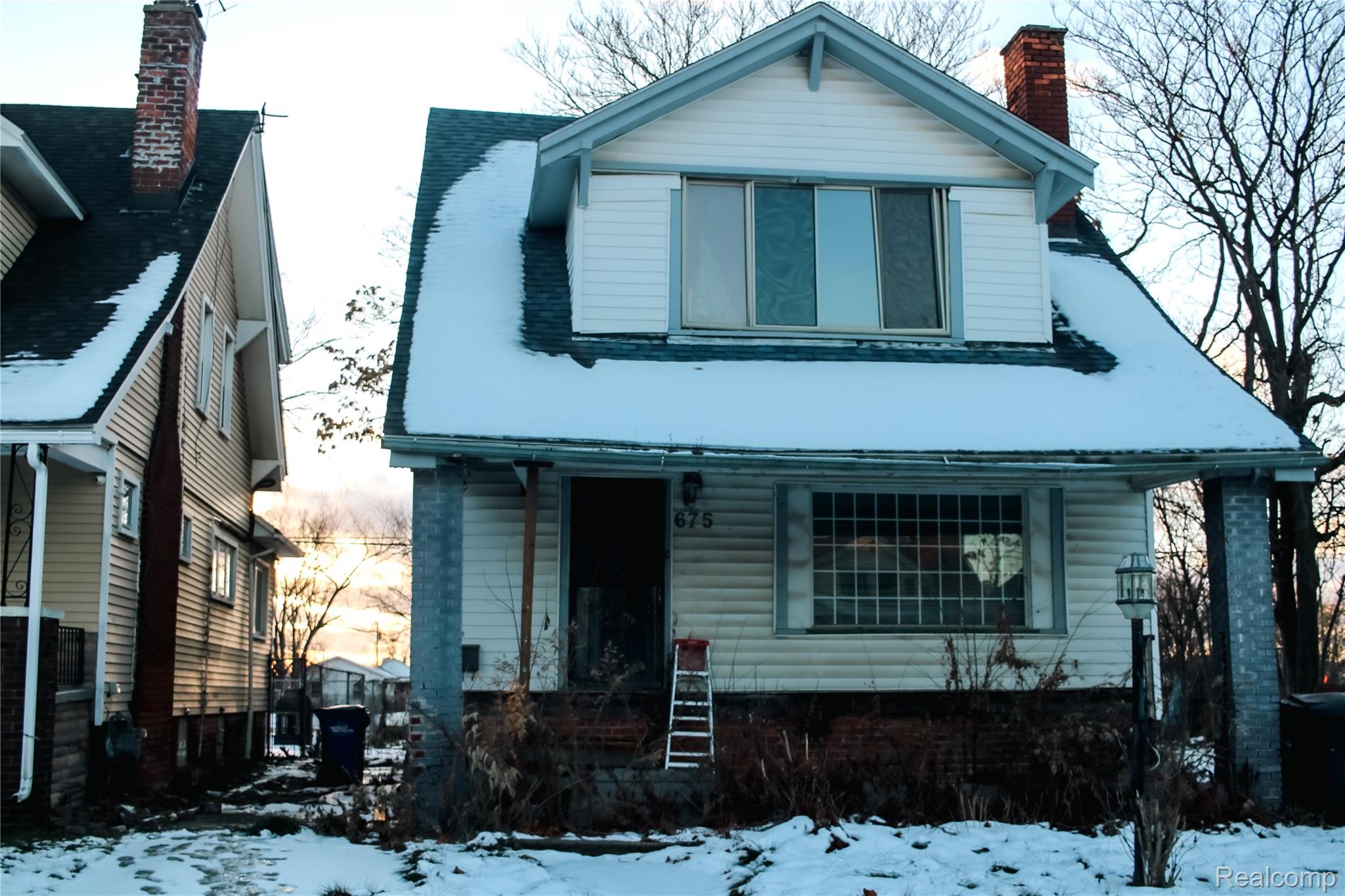 675 Algonquin Street