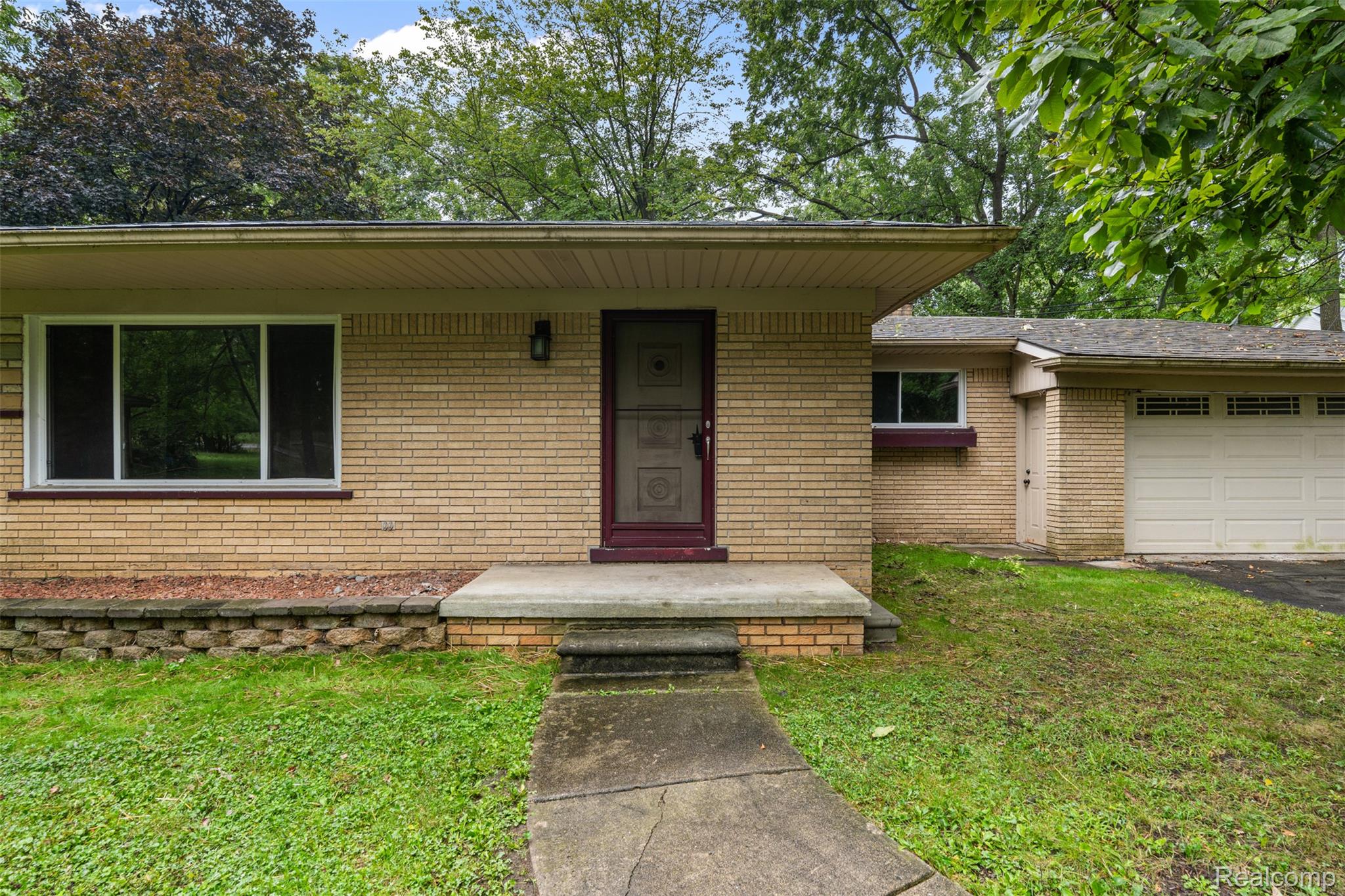 1175 South Boulevard W
