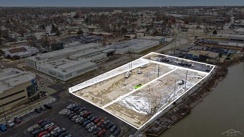 916 N Niagara Street Saginaw City MI 48602