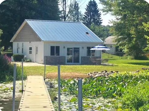 416 W Russell Drive Ovid Township MI 49036