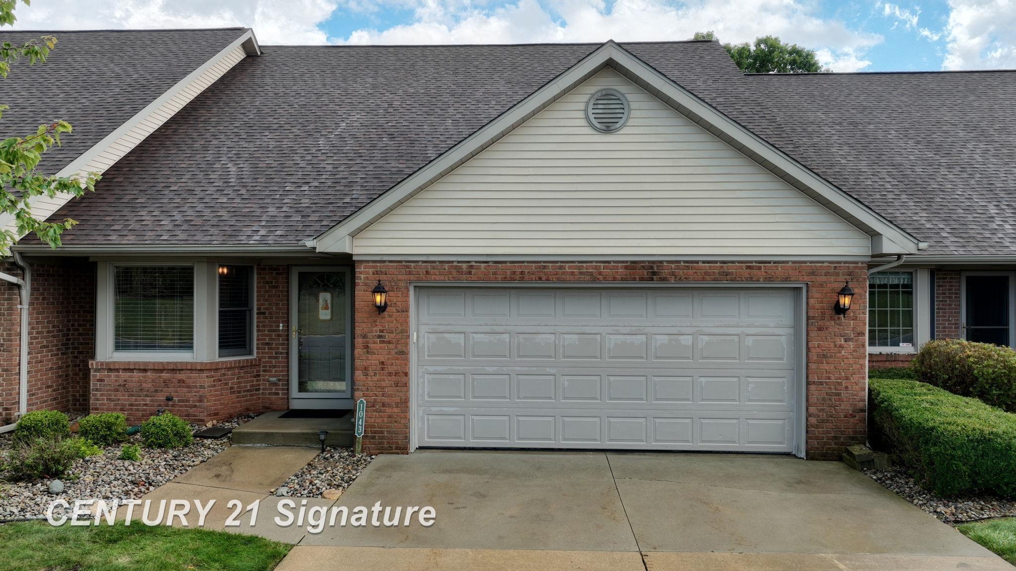 1043 Chipman Lane