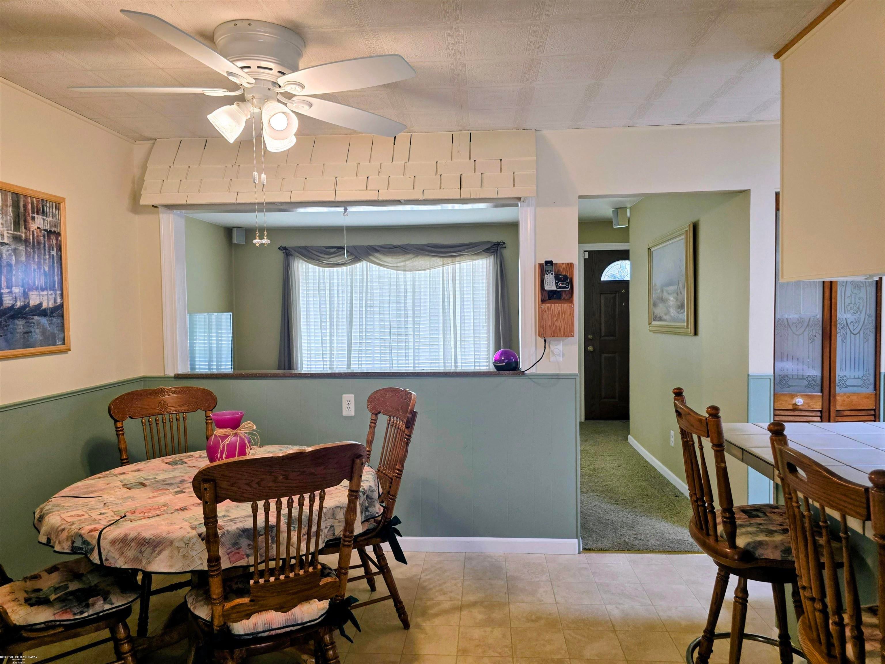 27151 Clarpointe Drive