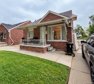 6327 Asbury Park Detroit City MI 48228