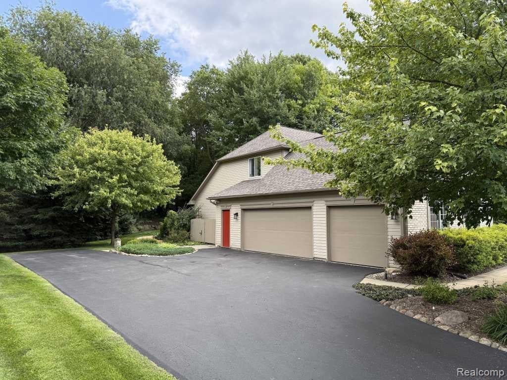 145 Howland Pines Drive