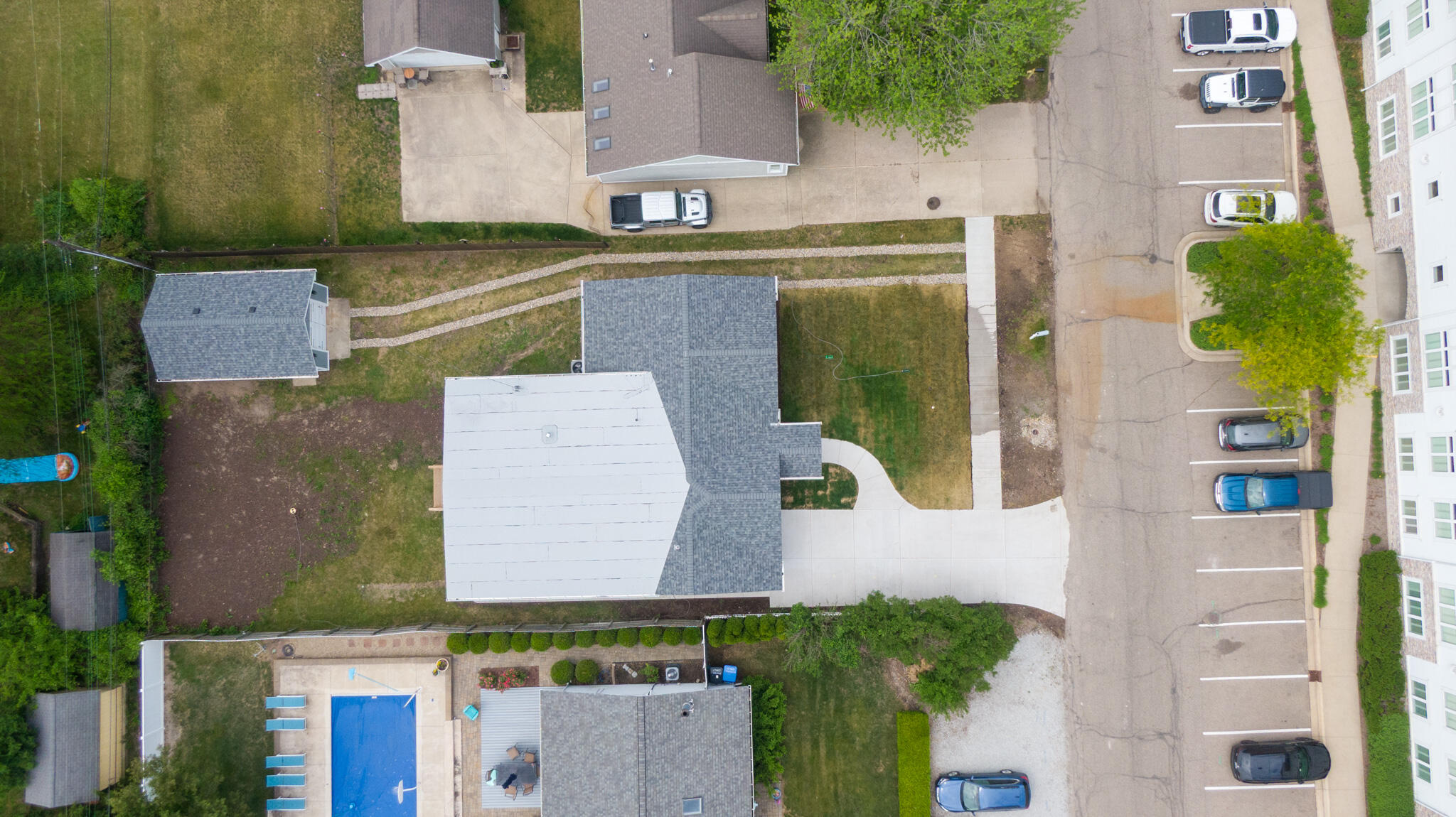 340 N Berrien Street