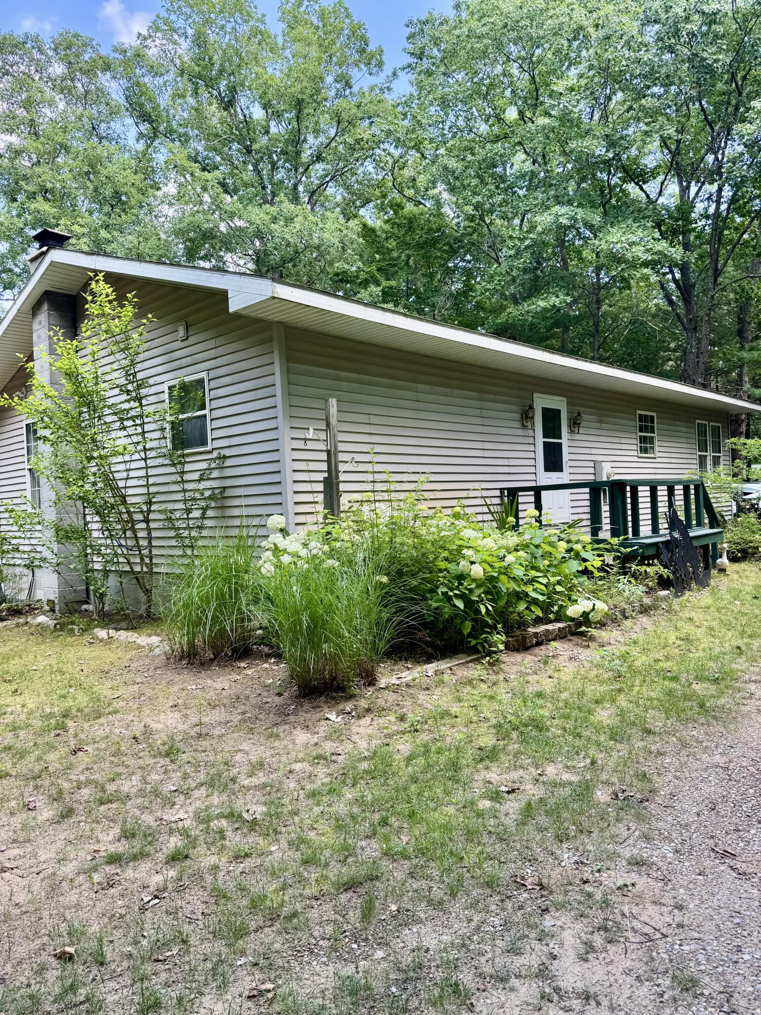 17924 Round Lake Road
