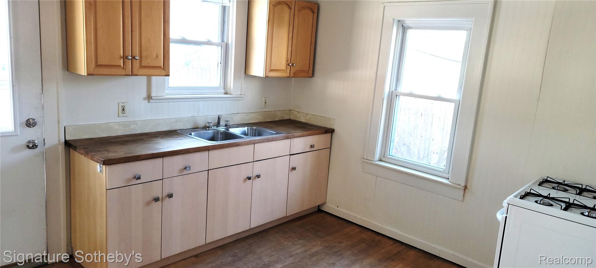 3031 Trowbridge Street