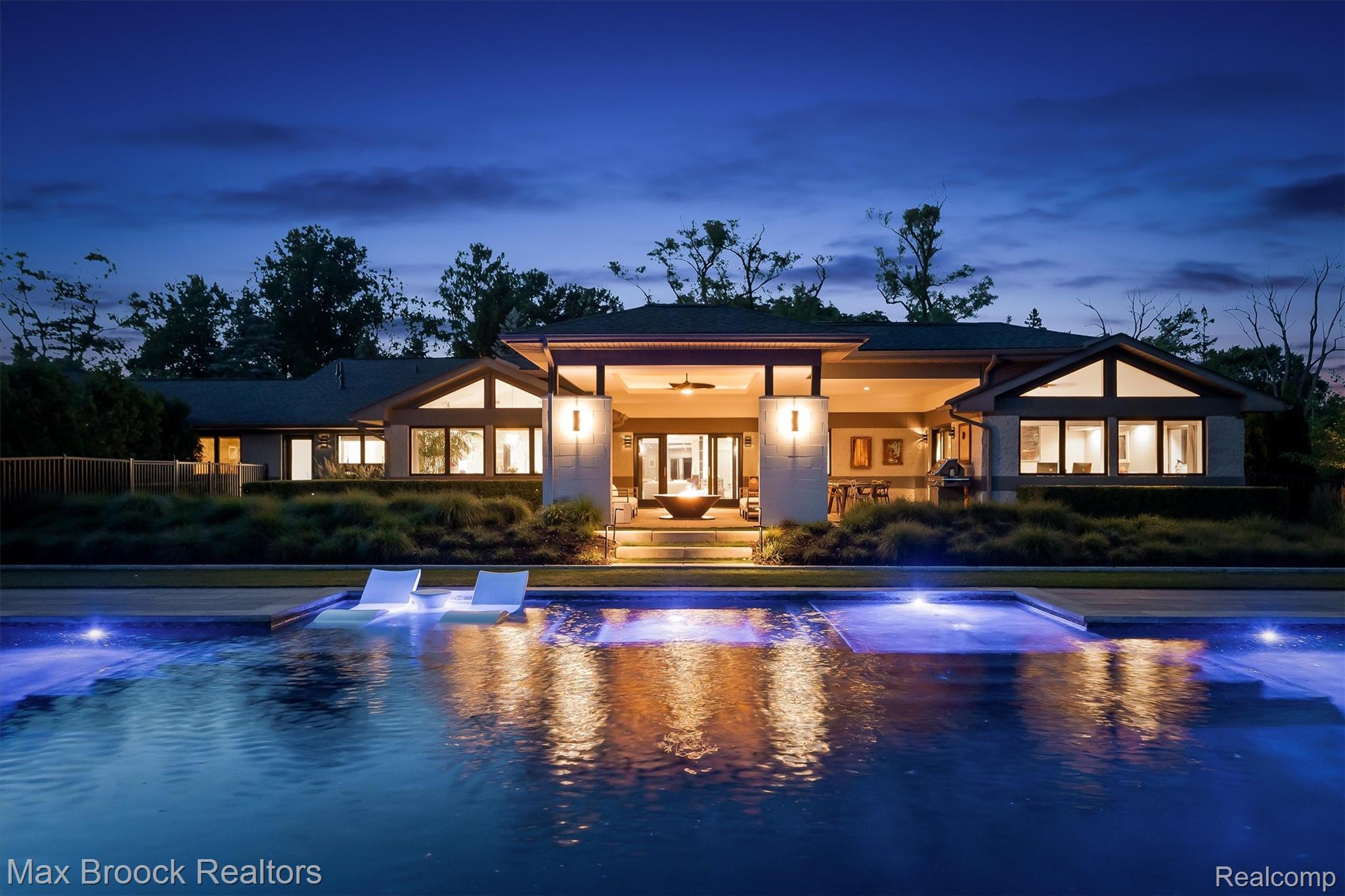 7400 Parkstone Lane