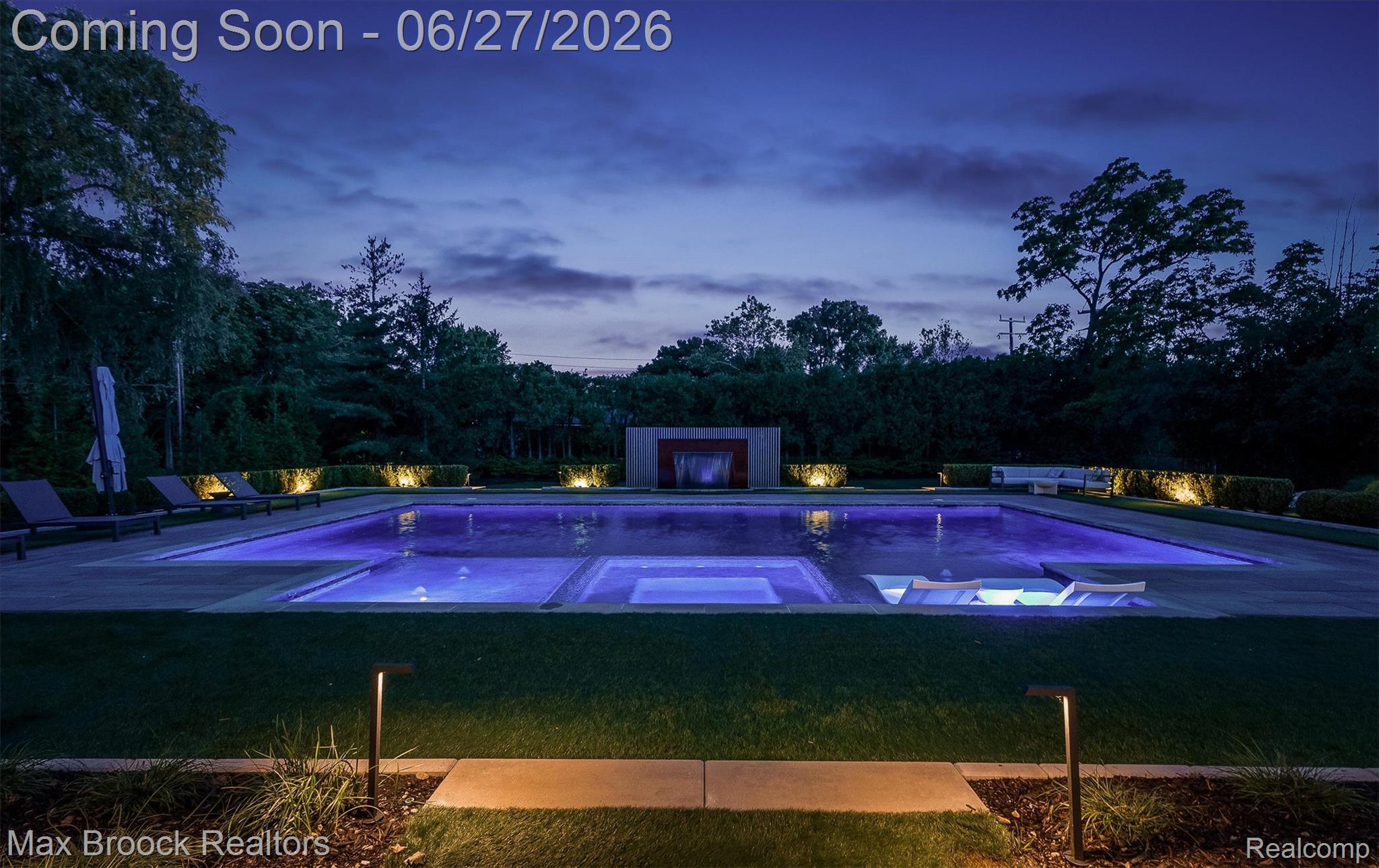 7400 Parkstone Lane