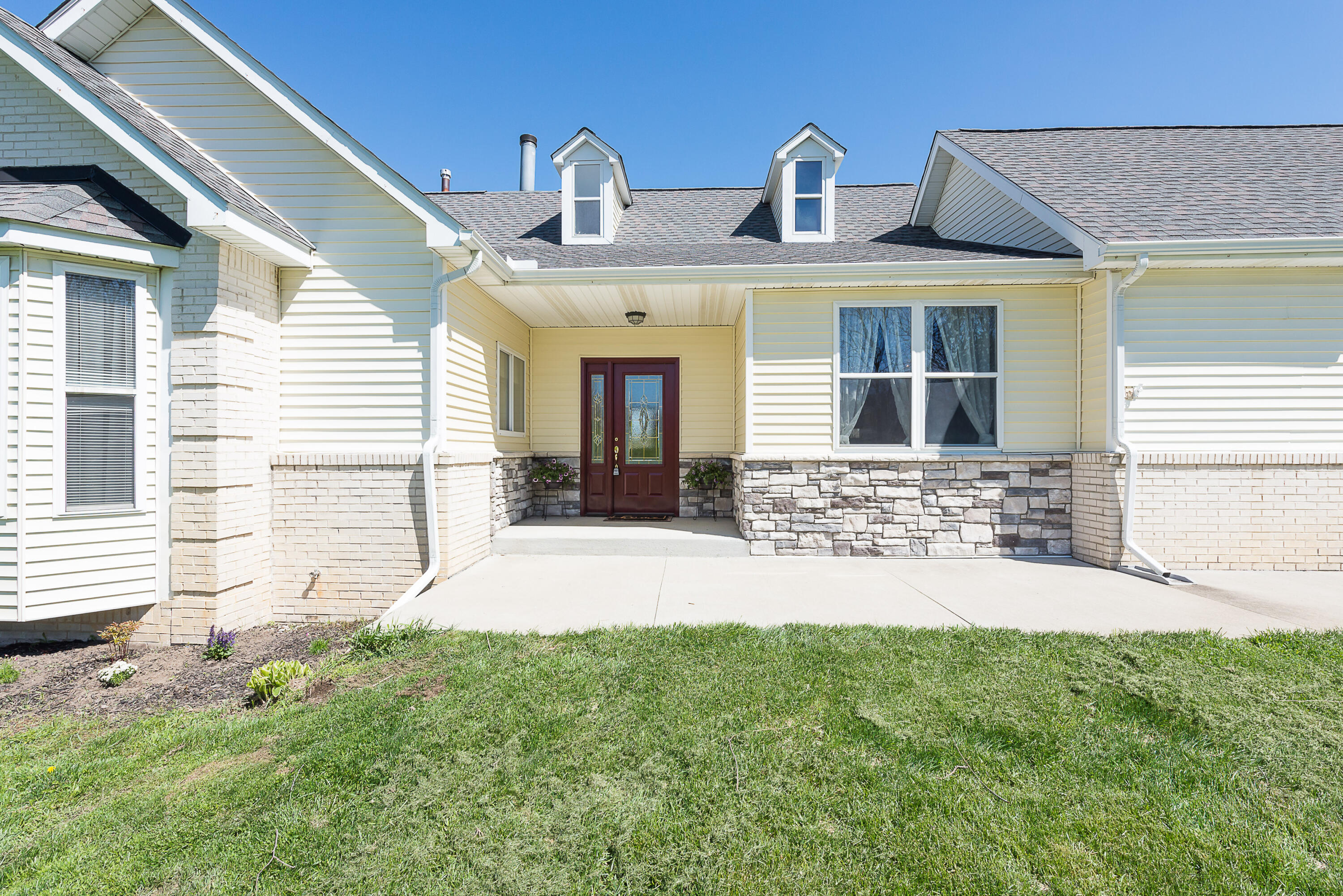 17275 Garvey Road