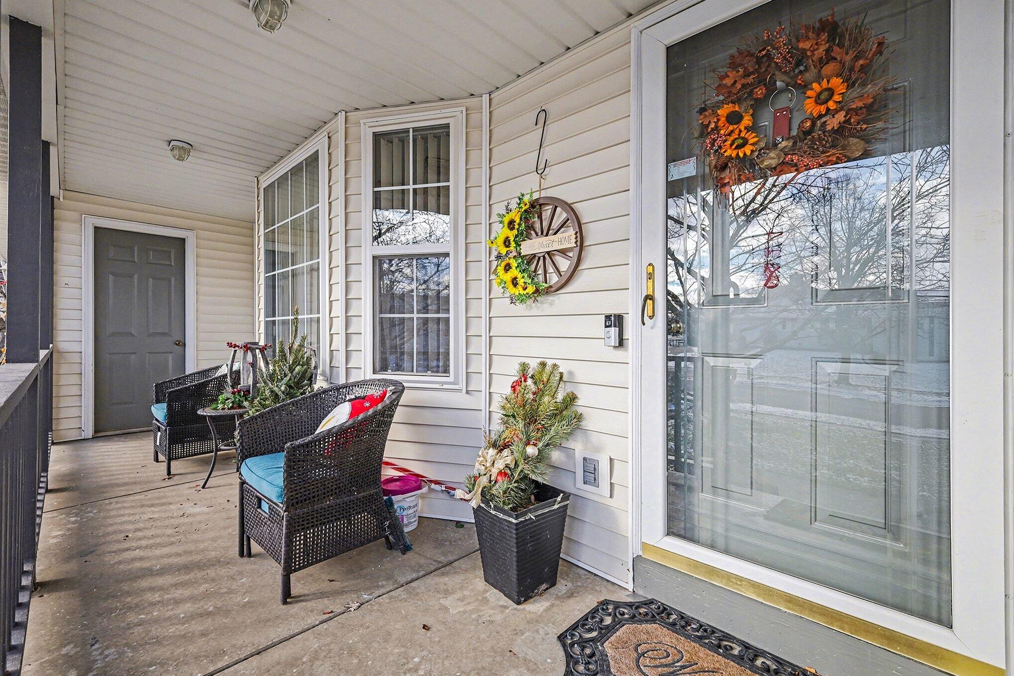 221 Glen Eagle Drive NE