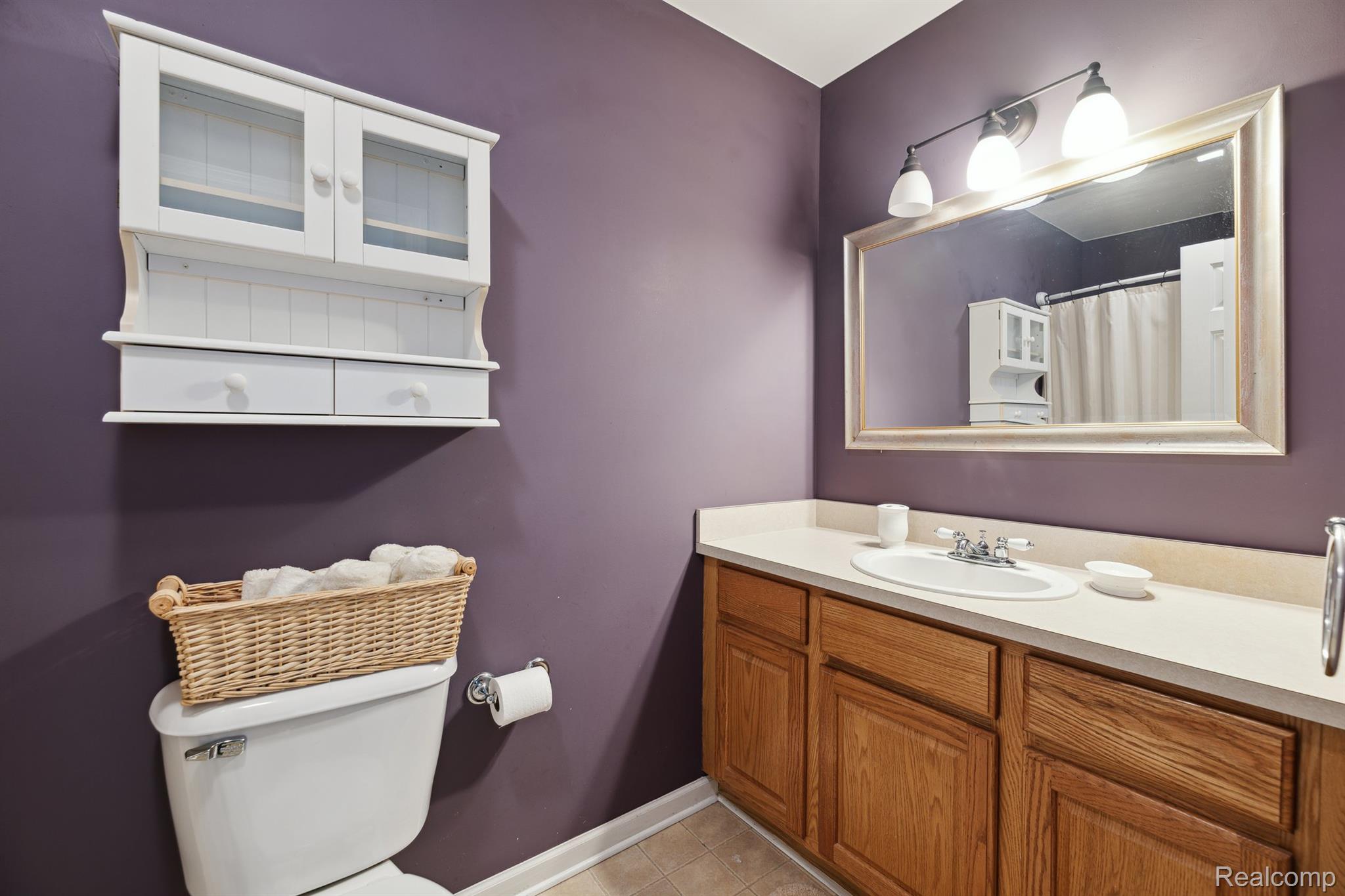 Oxford Charter Township, Michigan 48371, United States, 4 Bedrooms Bedrooms, ,3 BathroomsBathrooms,Residential,Active,161111