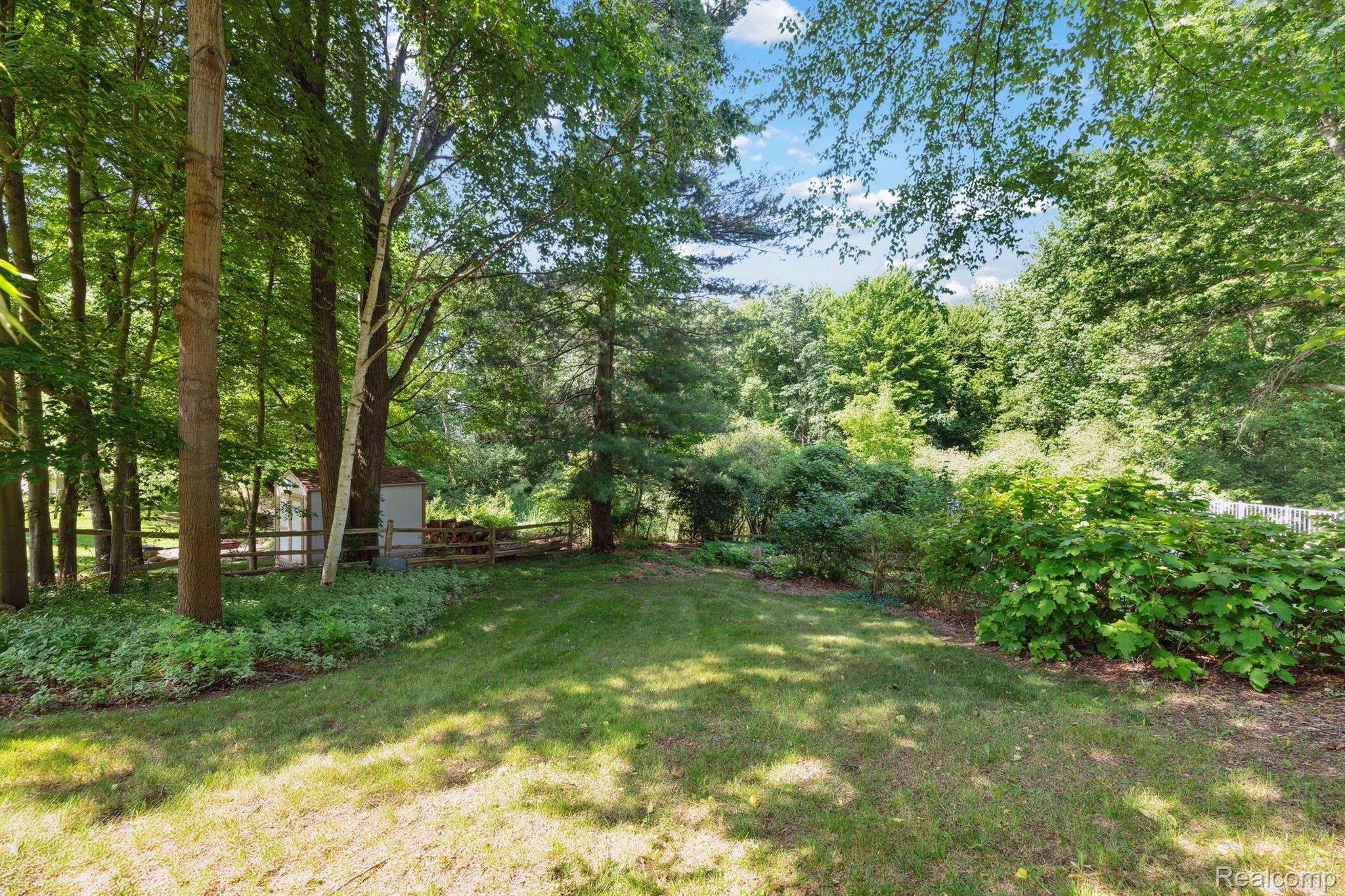 Oxford Charter Township, Michigan 48371, United States, 4 Bedrooms Bedrooms, ,3 BathroomsBathrooms,Residential,Active,161111