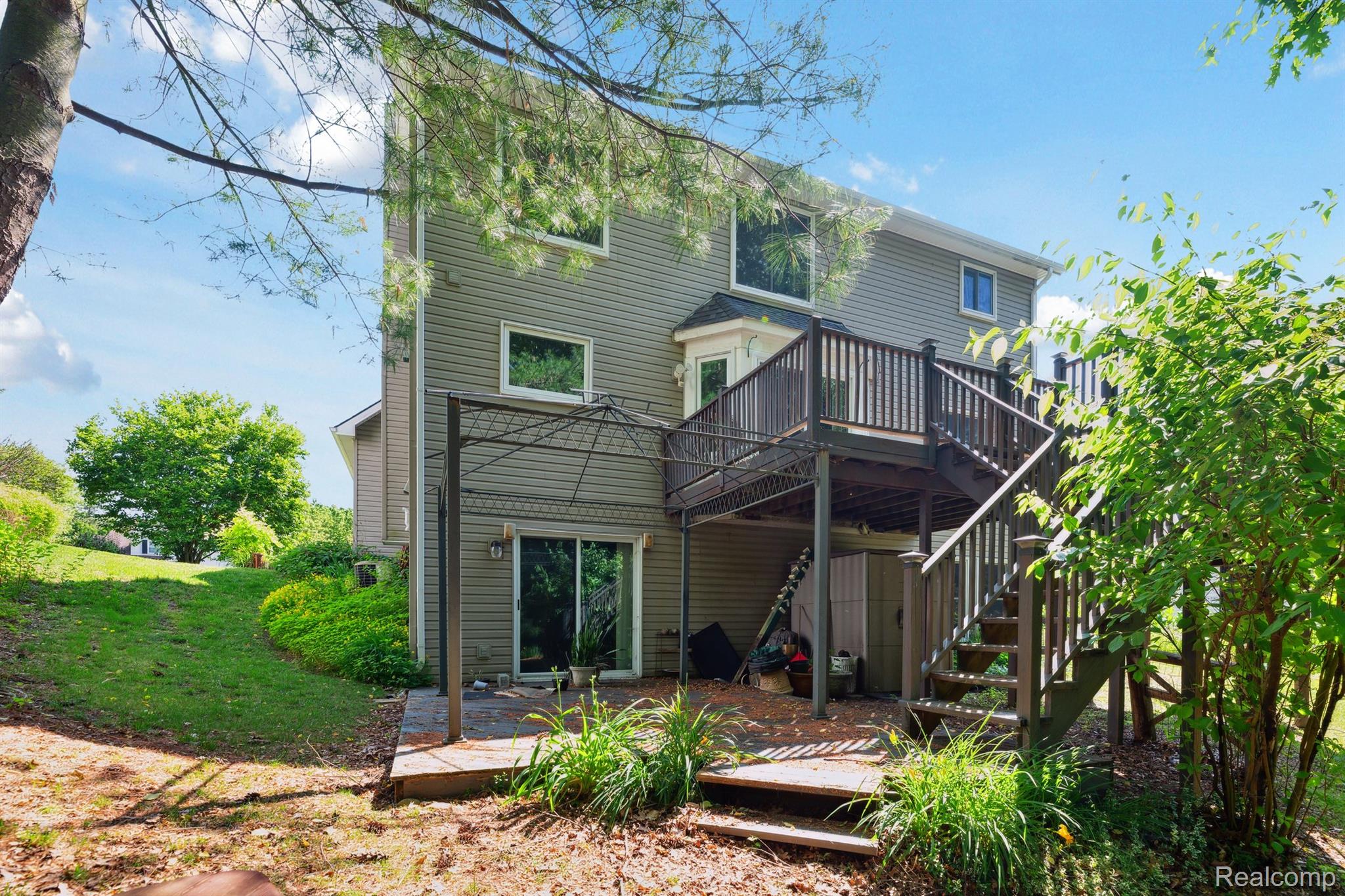 Oxford Charter Township, Michigan 48371, United States, 4 Bedrooms Bedrooms, ,3 BathroomsBathrooms,Residential,Active,161111