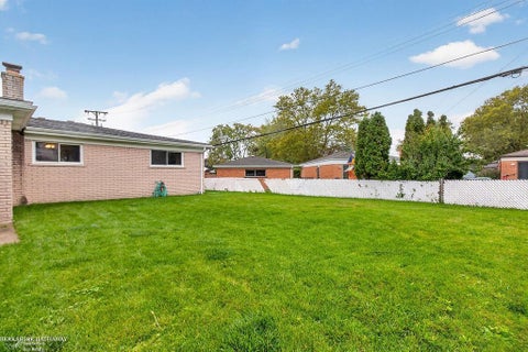 Tiny photo for 12929 Cromie Drive, Warren City, MI 48088 (MLS # 58050224727)