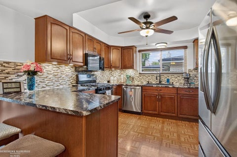 Tiny photo for 12929 Cromie Drive, Warren City, MI 48088 (MLS # 58050224727)