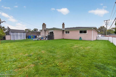 Tiny photo for 12929 Cromie Drive, Warren City, MI 48088 (MLS # 58050224727)