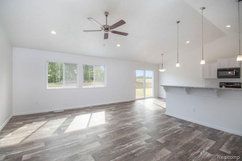 104 Cottonwood Court