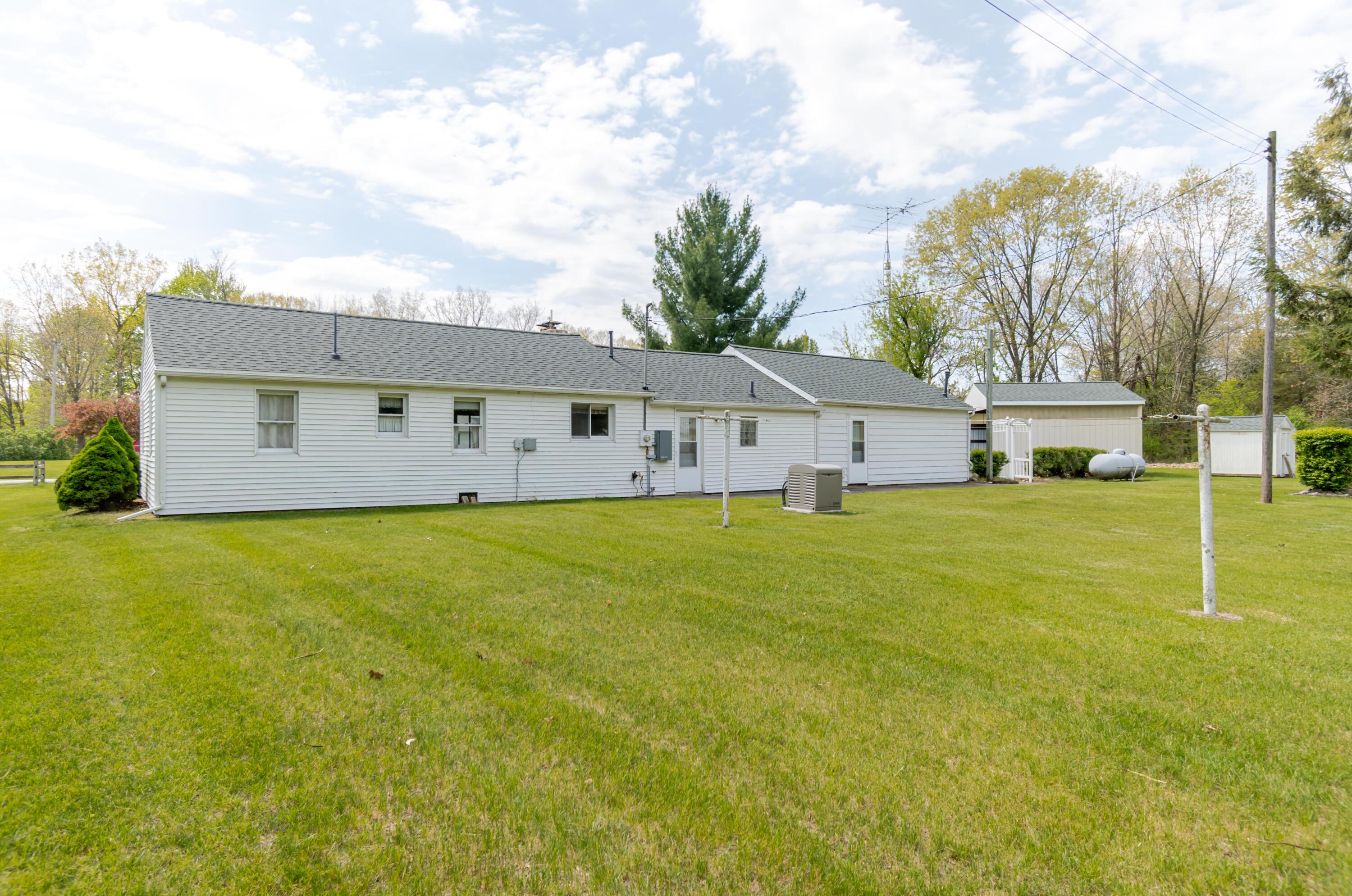 7446 Cement City Road