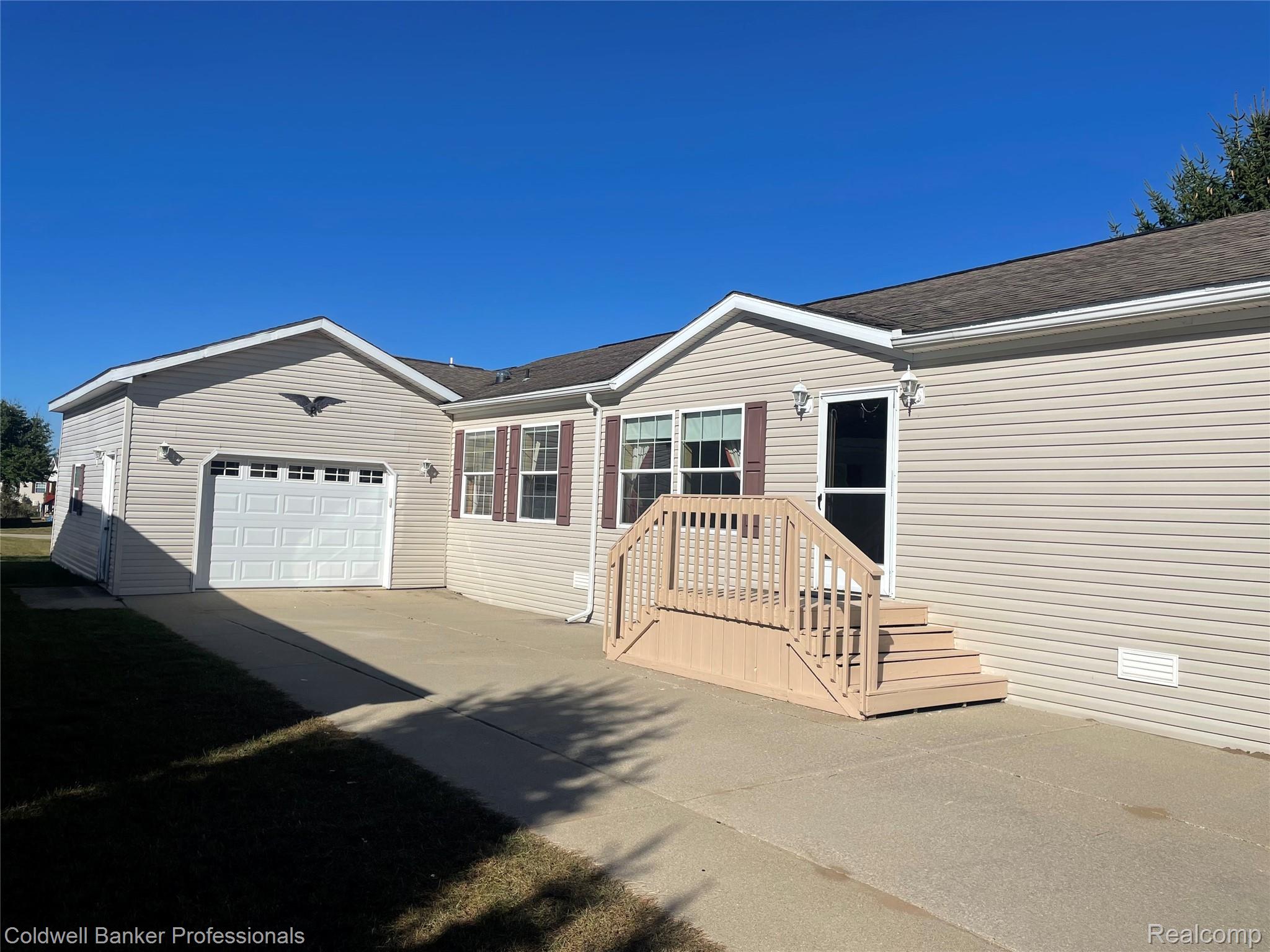 2679 Manatee Court