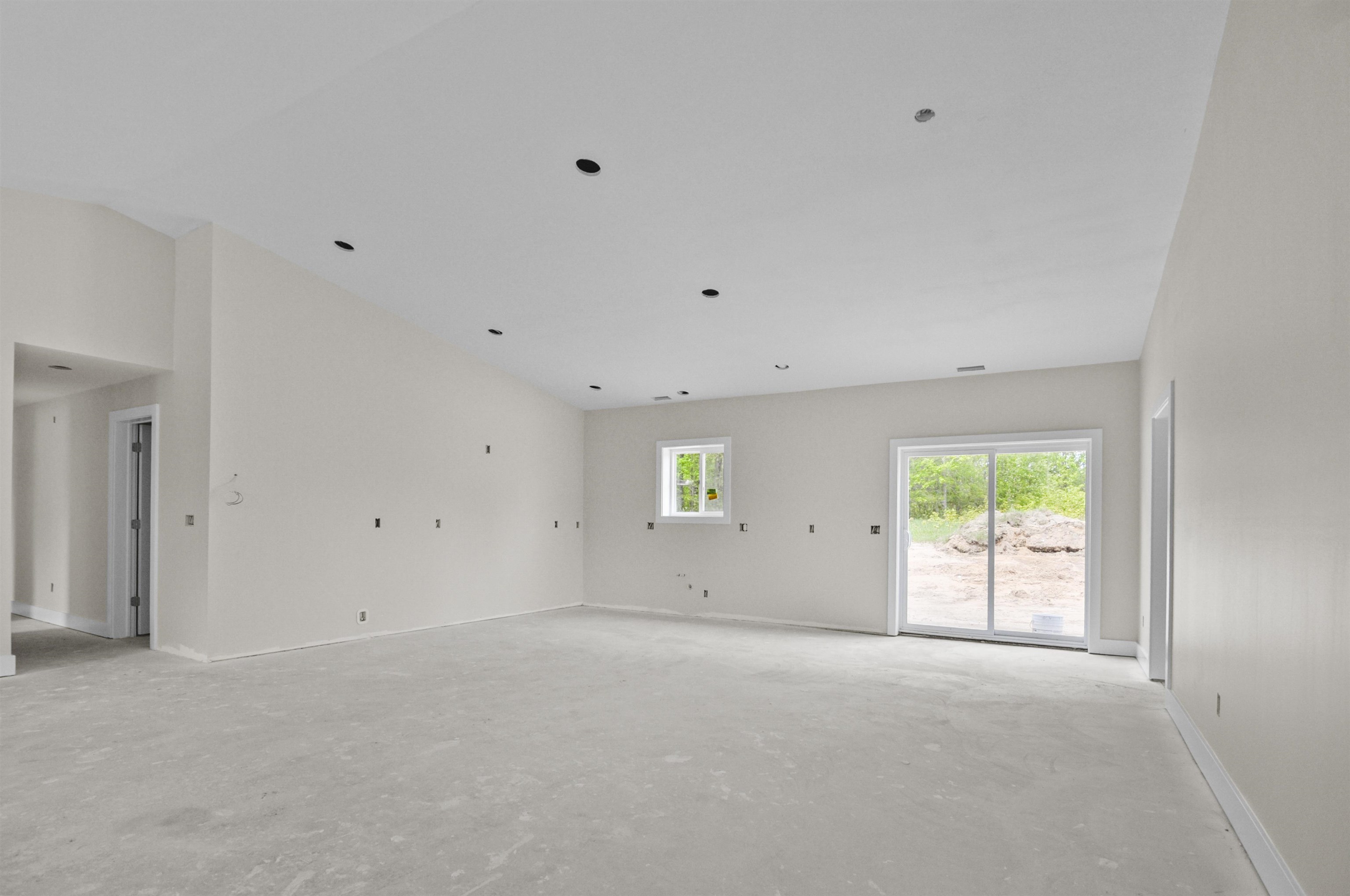 11285 Lakeshore Drive