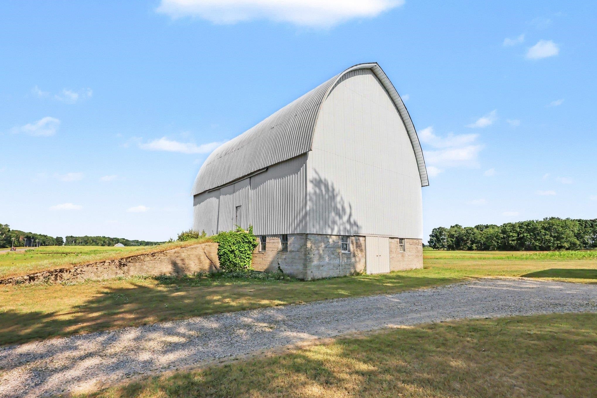 7114 1 Mile Road