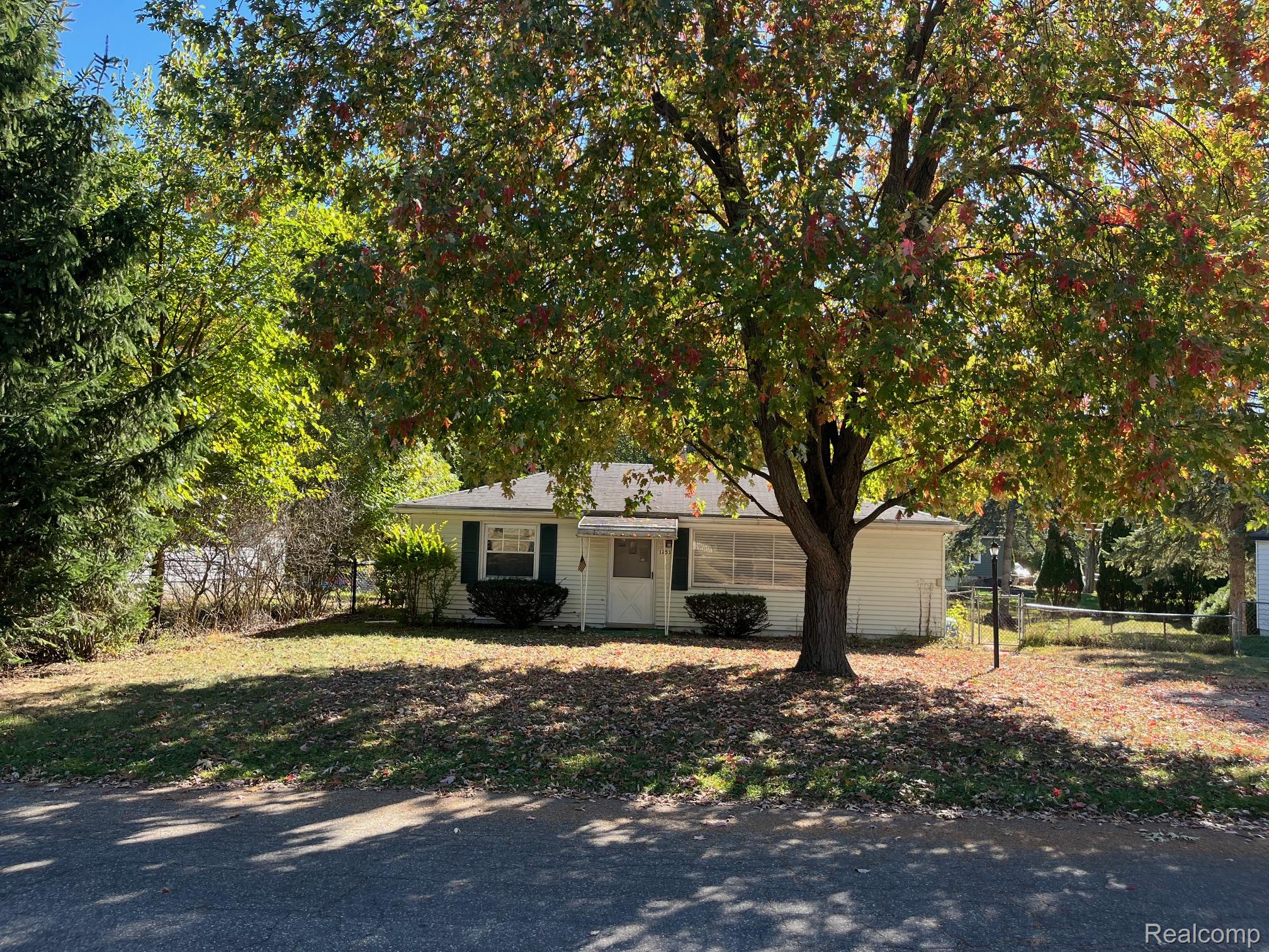 1253 Atkinson Avenue