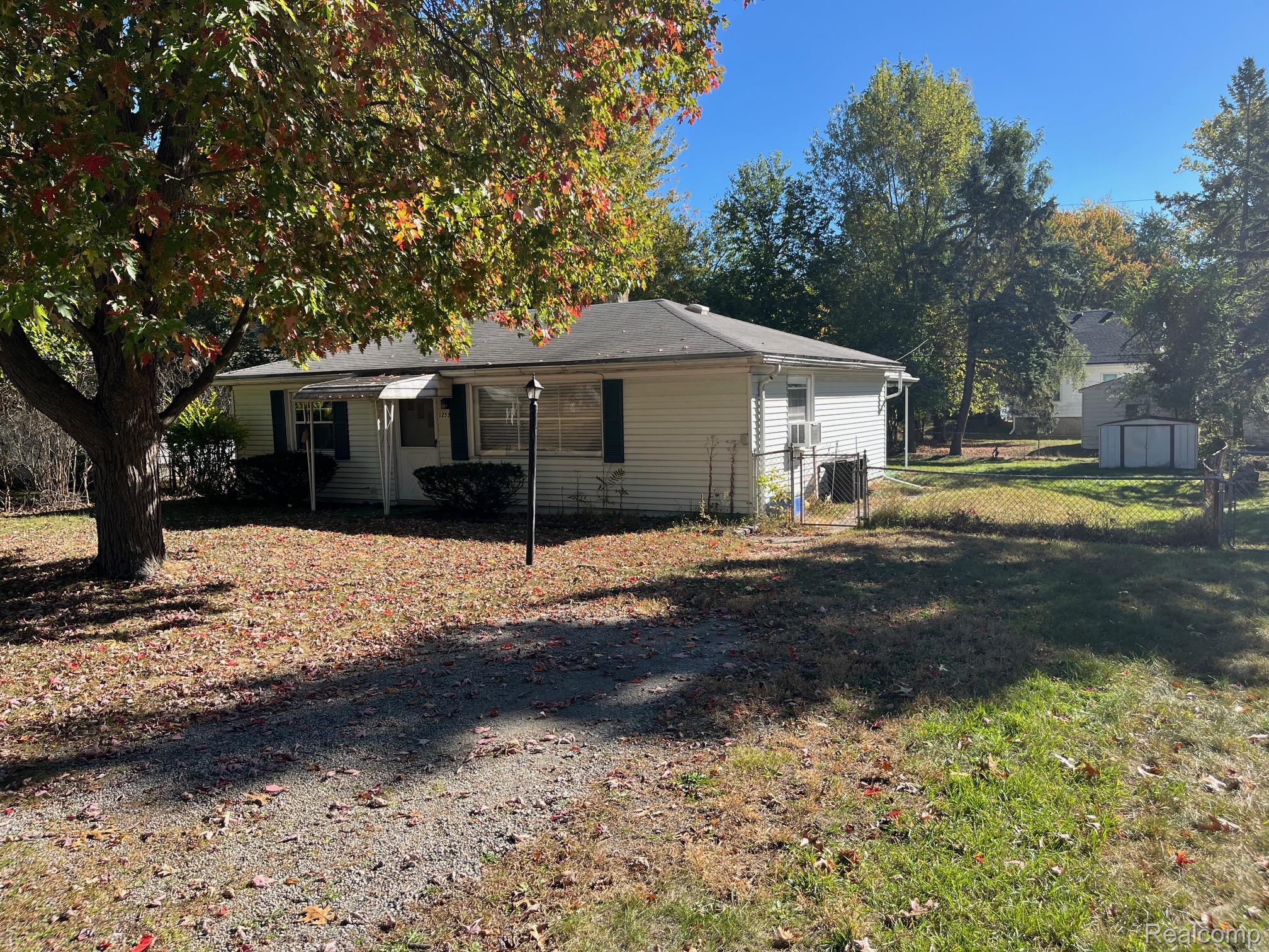 1253 Atkinson Avenue