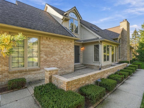 Photo of 16986 Sandstone Circle, Macomb Township, MI 48042 (MLS # 20261083379)