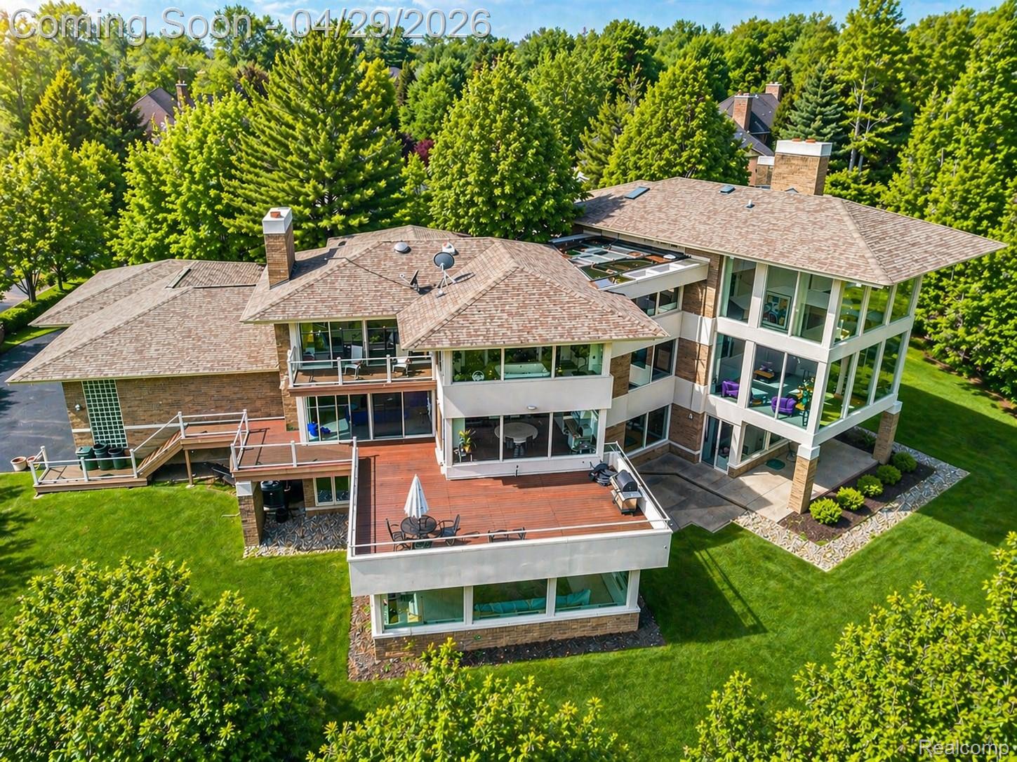 1208 HIDDEN LAKE Drive