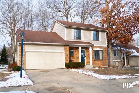 4709 Summer Creek Lane SE Kentwood City MI 49508