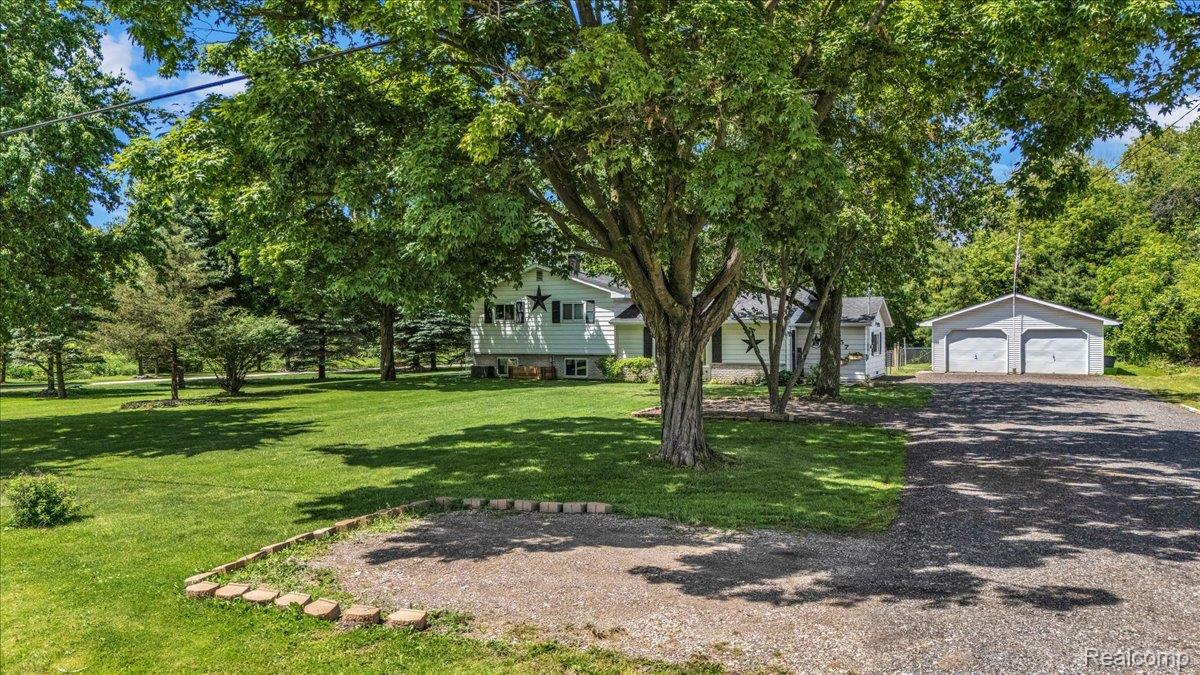 3157 N Irish Road