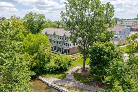 3317 Parkways Boulevard Auburn Hills City MI 48326