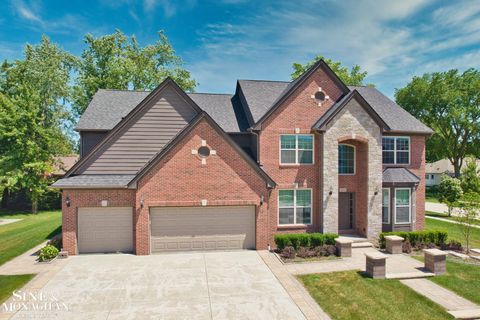 Photo of 3890 Macaw Drive, Troy City, MI 48083 (MLS # 58050180030)