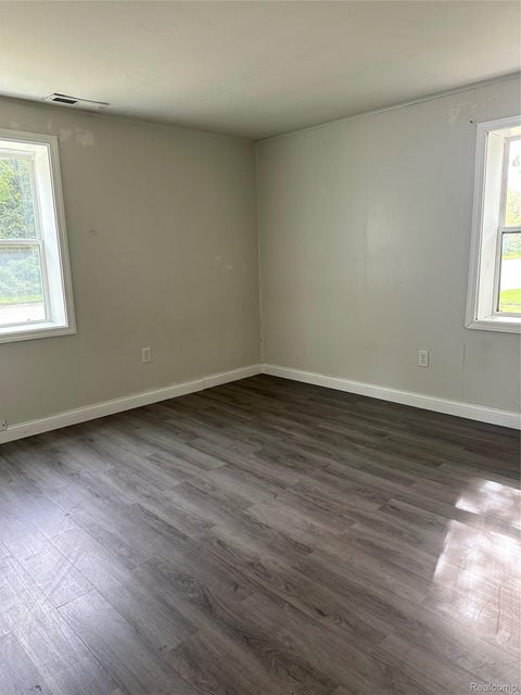 Tiny photo for 5830 S Washington Avenue, Lansing City, MI 48911 (MLS # 20261083212)